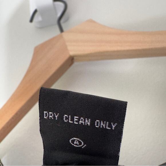 NWT Karen Kane Sparkly Tight Knit Tank Top Sleeveless Rayon Polyester Metallic M - Picture 8 of 9